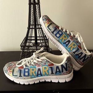 Unisex license plate style Librarian Tennis Shoe Sneakers mens 7 women’s 9 EUC
